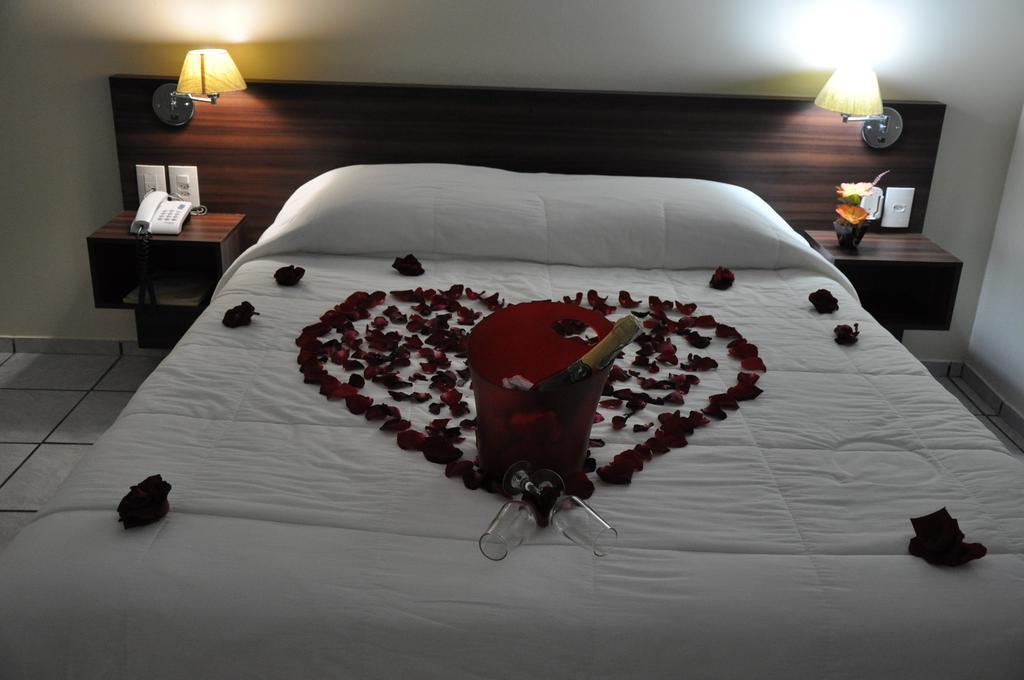 Hotel Rekinte 阿拉卡茹 外观 照片